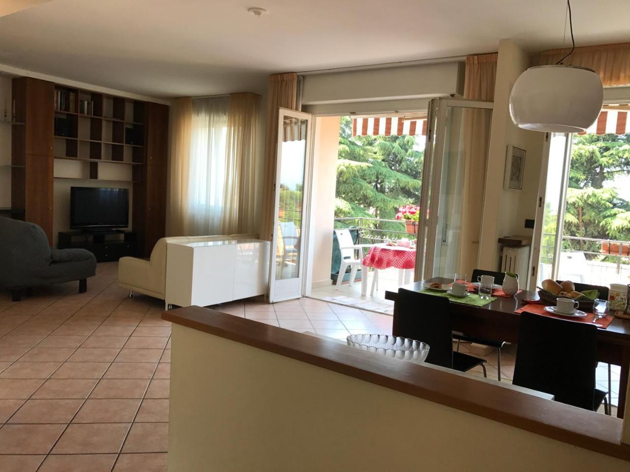 Suite Francy Panorama Бардолино Экстерьер фото